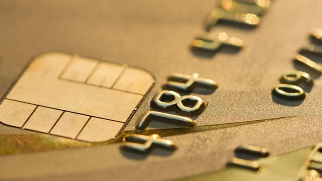 13. Public Islamic Bank Visa Gold Credit Card i